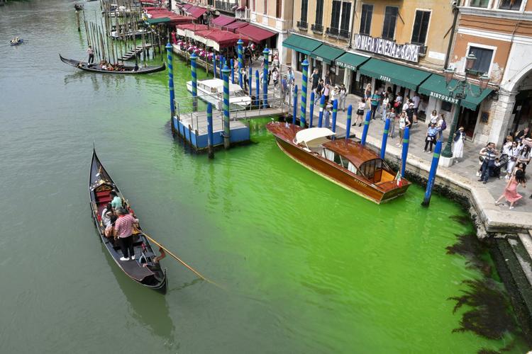 威尼斯运河最新视频（威尼斯运河最新视频直播）